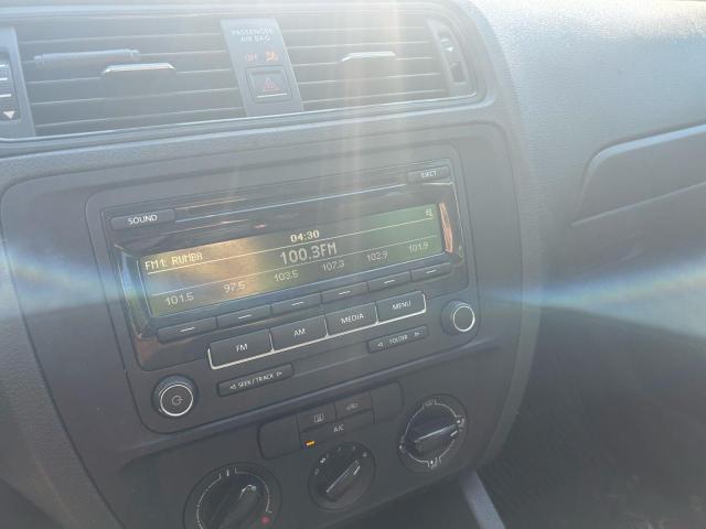 3VW1K7AJ3FM400314 - 2015 VOLKSWAGEN JETTA BASE WHITE photo 11