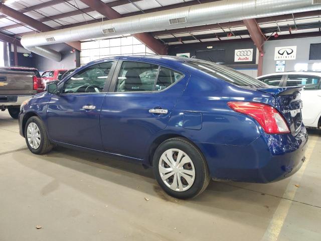 3N1CN7AP8JL803827 - 2018 NISSAN VERSA S BLUE photo 2
