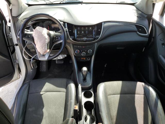 3GNCJLSB3KL304852 - 2019 CHEVROLET TRAX 1LT WHITE photo 8