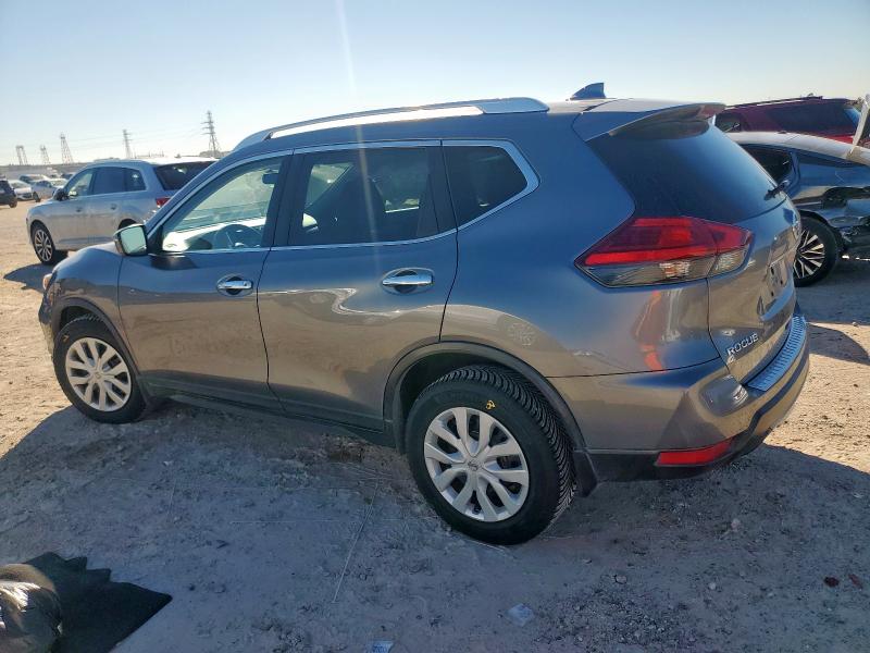 KNMAT2MTXHP507776 - 2017 NISSAN ROGUE S SILVER photo 2