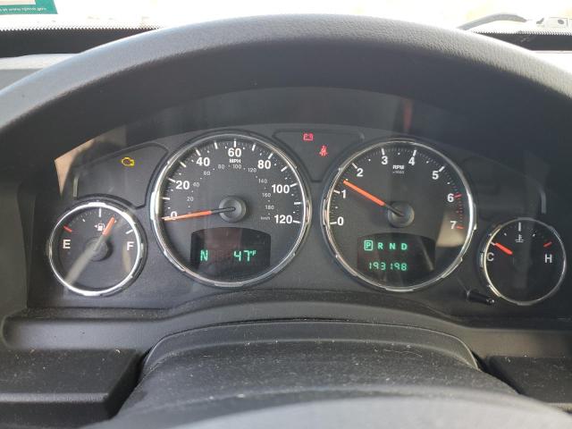 1J8GN28K69W542157 - 2009 JEEP LIBERTY SPORT SILVER photo 9