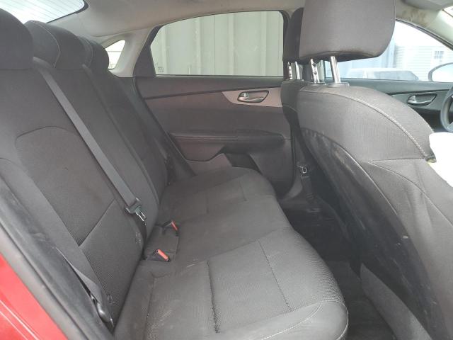 3KPF24ADXKE059371 - 2019 KIA FORTE FE RED photo 10