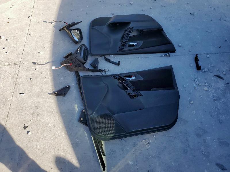 JTNKARJE8HJ535437 - 2017 TOYOTA COROLLA IM BLACK photo 12