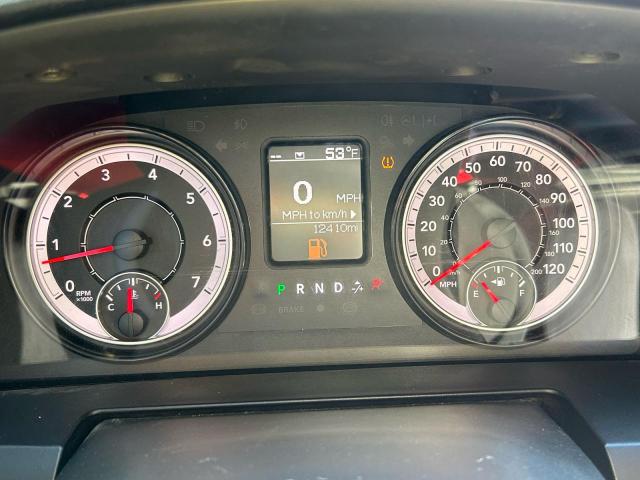 3C6JR6DGXNG300823 - 2022 RAM 1500 CLASS TRADESMAN Jaune photo 8