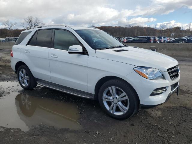 4JGDA5HB7EA379514 - 2014 MERCEDES-BENZ ML 350 4MATIC WHITE photo 4