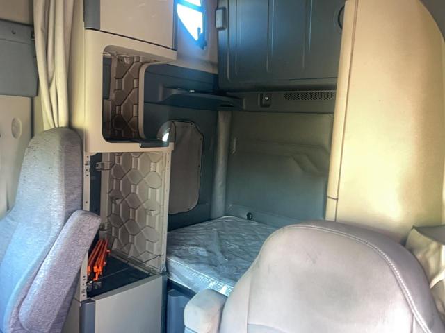 3AKJGLD53FSGD2744 - 2015 FREIGHTLINER CASCADIA 1 红色 照片 6