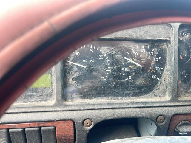 4VG7DARH1XN753168 - 1999 VOLVO VN WHITE photo 8