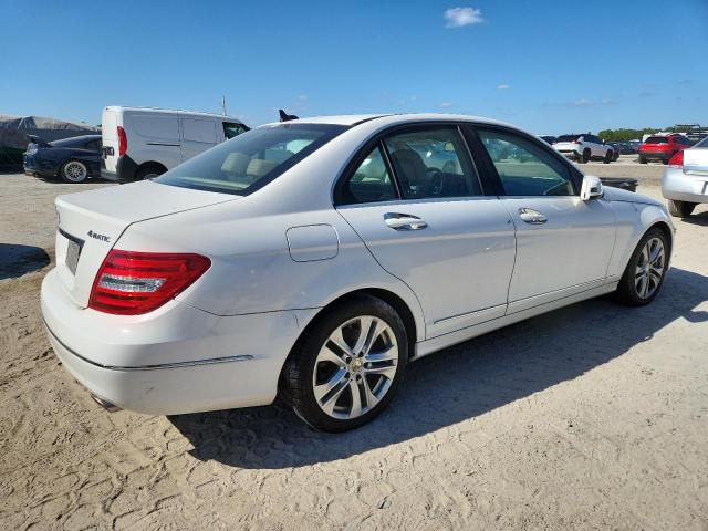 WDDGF8AB3EA922913 - 2014 MERCEDES-BENZ C 300 4MATIC WHITE photo 3