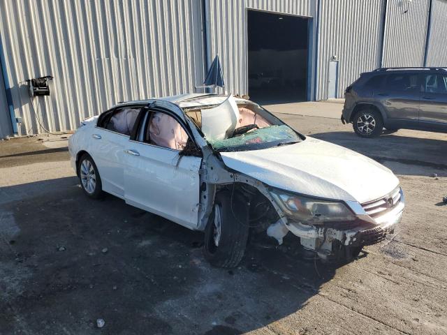 1HGCR2F8XDA198714 - 2013 HONDA ACCORD EXL WHITE photo 4