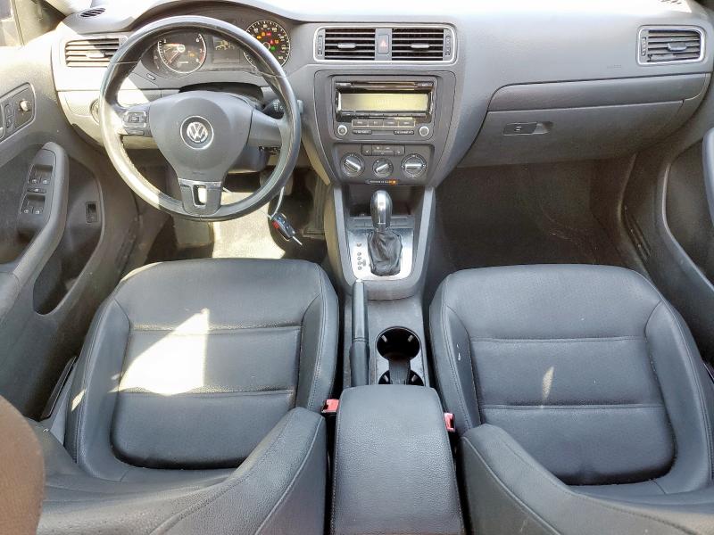 3VWDX7AJ2CM412061 - 2012 VOLKSWAGEN JETTA SE BLUE photo 8