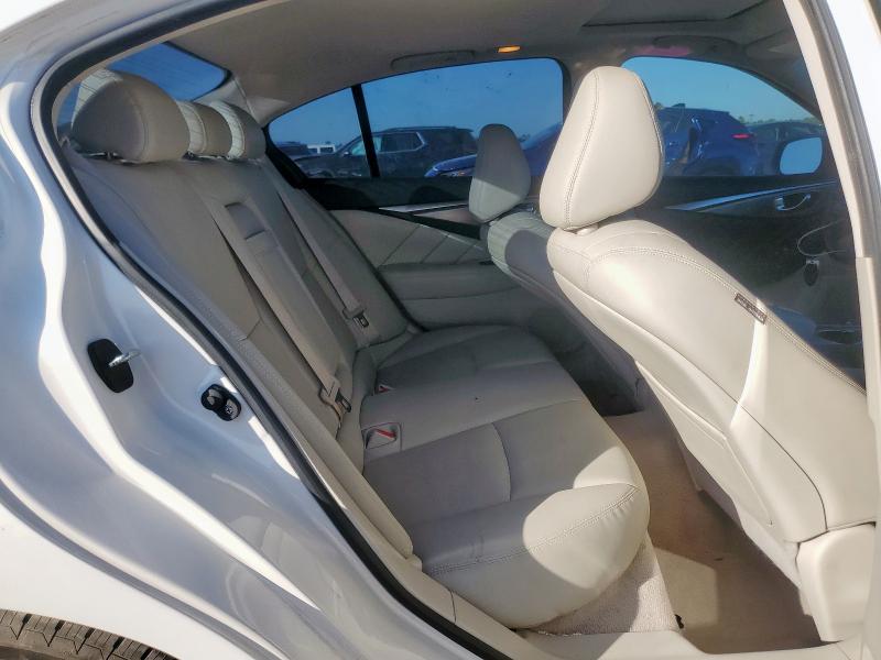 JN1BV7AP1FM347467 - 2015 INFINITI Q50 BASE WHITE photo 10