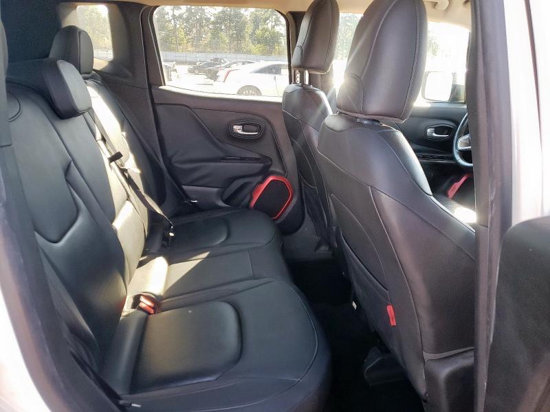 ZACCJBCTXGPD46332 - 2016 JEEP RENEGADE TRAILHAWK თეთრი ფოტო 10