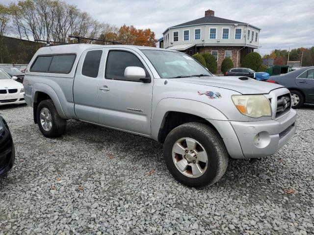 5TEUU42N45Z001598 - 2005 TOYOTA TACOMA ACCESS CAB Plata foto 4