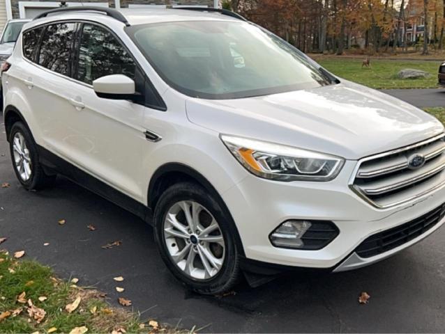 2017 FORD ESCAPE SE, 