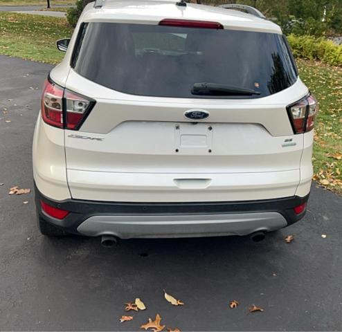 1FMCU0GD8HUE85014 - 2017 FORD ESCAPE SE WHITE photo 14