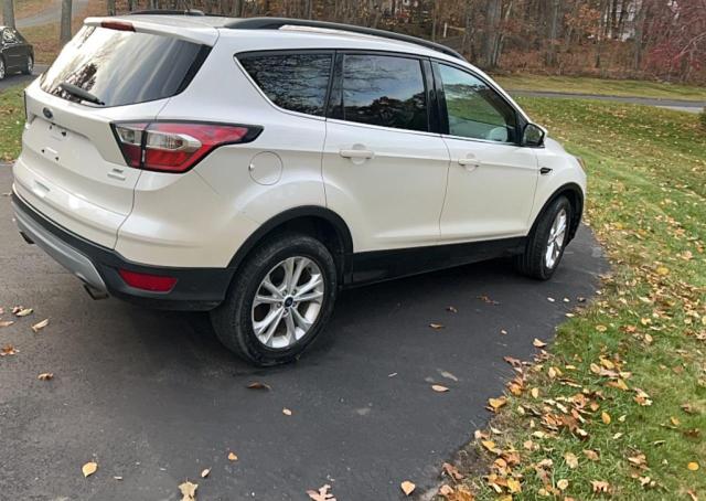 1FMCU0GD8HUE85014 - 2017 FORD ESCAPE SE WHITE photo 4