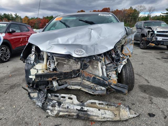 5TDKK3DC2CS193293 - 2012 TOYOTA SIENNA LE SILVER photo 5