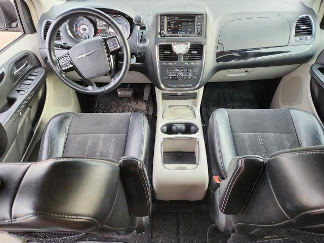 2C4RC1CG6ER175136 - 2014 CHRYSLER TOWN & COU TOURING L BLACK photo 8