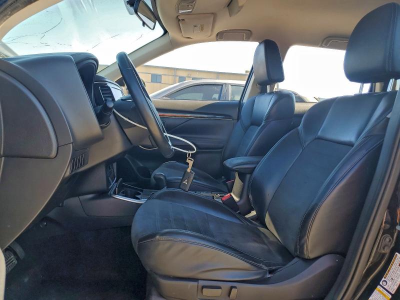 JA4AD3A33KZ033781 - 2019 MITSUBISHI OUTLANDER SE Schwarz Foto 7