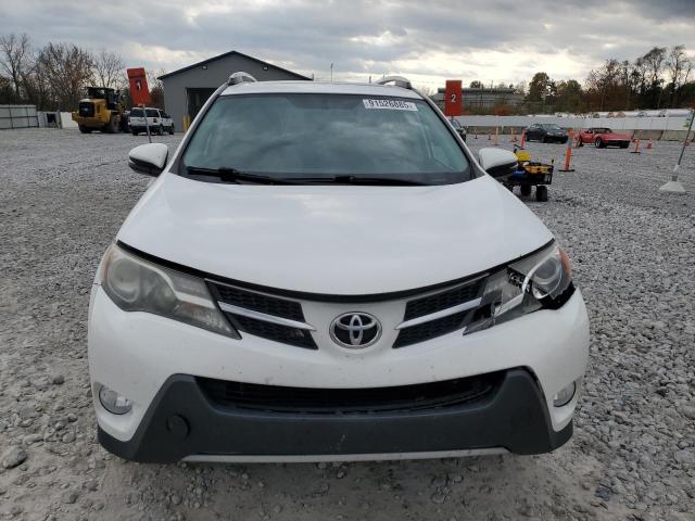 2T3RFREVXEW184462 - 2014 TOYOTA RAV4 XLE WHITE photo 5