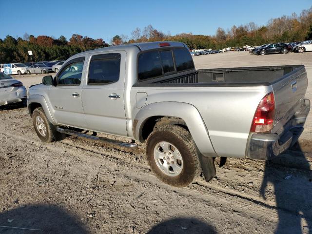 3TMJU62N17M028840 - 2007 TOYOTA TACOMA DOUBLE CAB PRERUNNER SILVER photo 2