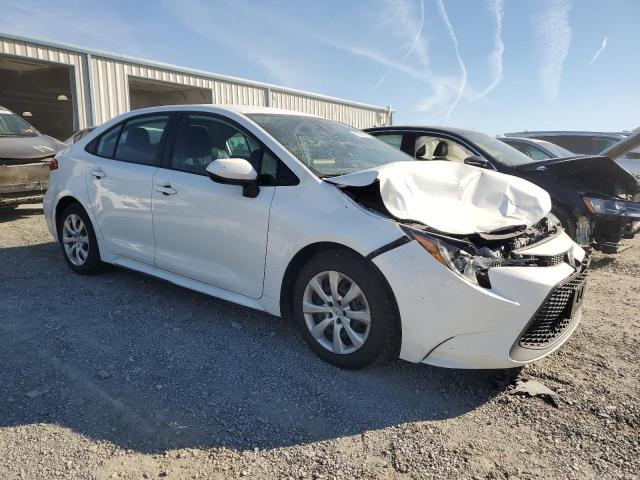 5YFEPMAE3MP182128 - 2021 TOYOTA COROLLA LE თეთრი ფოტო 4