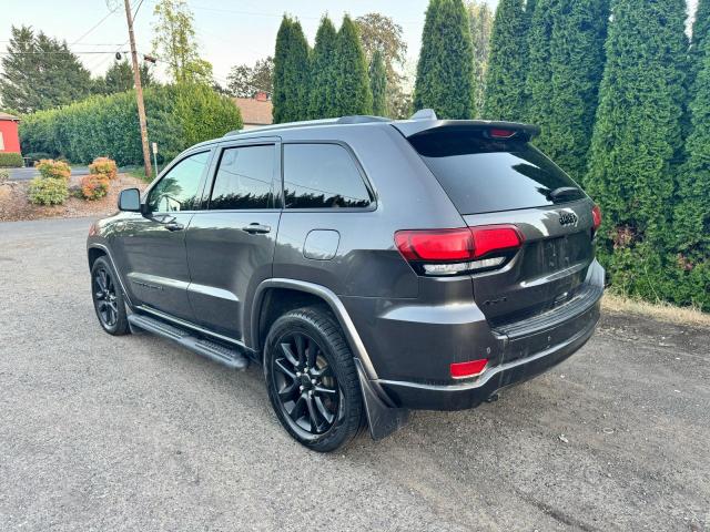 1C4RJFAG0LC147151 - 2020 JEEP GRAND CHER LAREDO GRAY photo 3