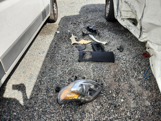 3C6TRVAG7JE107266 - 2018 RAM PROMASTER 1500 STANDARD Սպիտակ լուսանկար 13