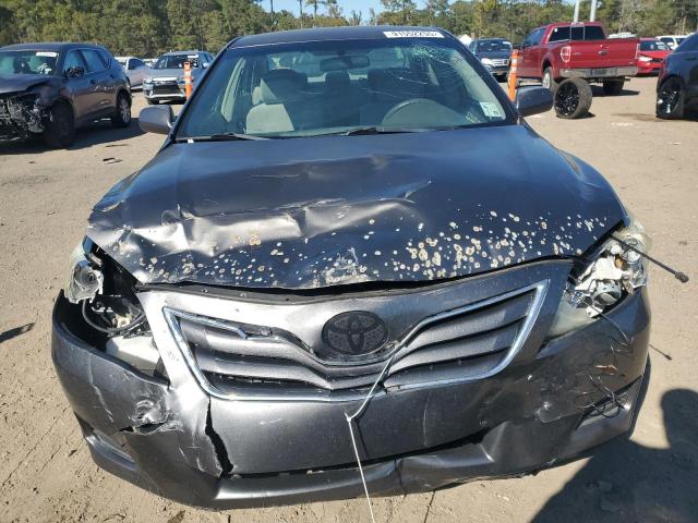 4T4BF3EK5AR062976 - 2010 TOYOTA CAMRY BASE GRAY photo 5