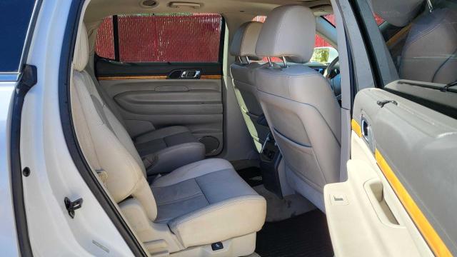 2LMHJ5AT5ABJ29521 - 2010 LINCOLN MKT WHITE photo 6