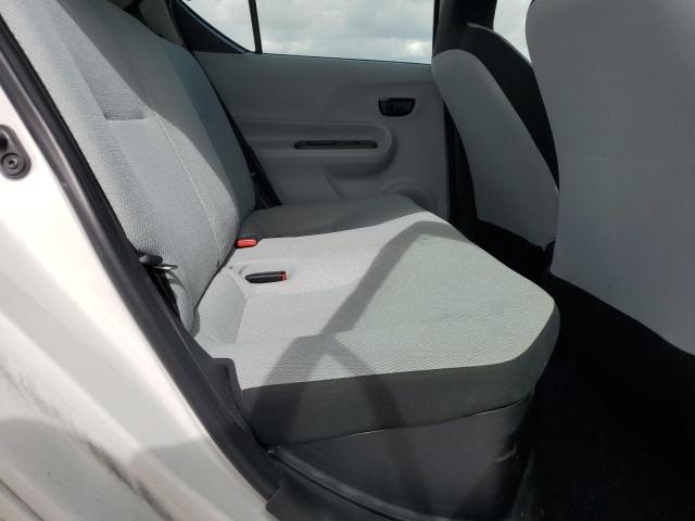 JTDKDTB32E1570718 - 2014 TOYOTA PRIUS C 白色 照片 11