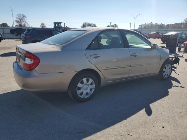 4T1BE32KX3U769463 - 2003 TOYOTA CAMRY LE GOLD photo 3