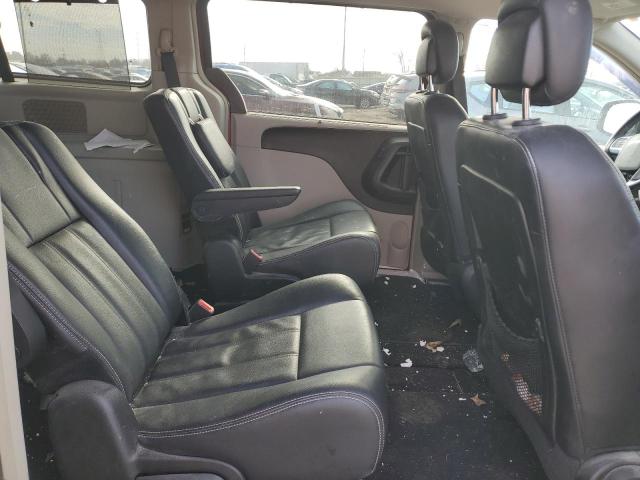 2C4RC1BG9DR805781 - 2013 CHRYSLER TOWN & COU TOURING RED photo 11