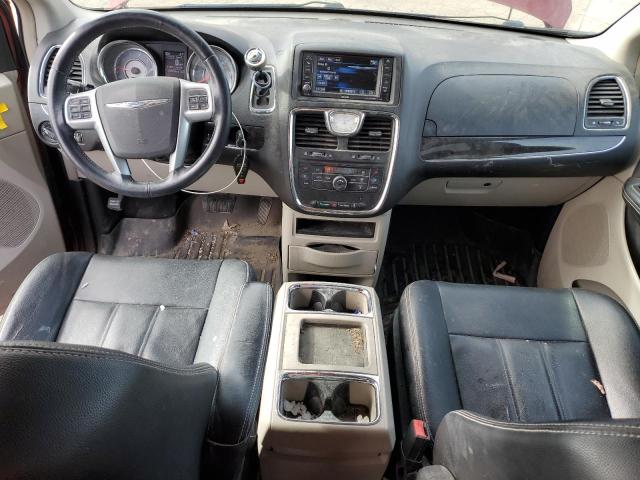 2C4RC1BG9DR805781 - 2013 CHRYSLER TOWN & COU TOURING RED photo 8