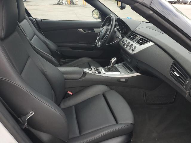WBALL5C5XG5A20343 - 2016 BMW Z4 SDRIVE28I WHITE photo 10
