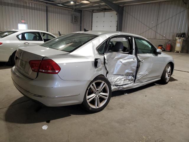1VWBT7A32FC048458 - 2015 VOLKSWAGEN PASSAT SE SILVER photo 3