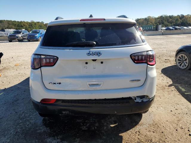 3C4NJDBN5RT132772 - 2024 JEEP COMPASS LATITUDE WHITE photo 6