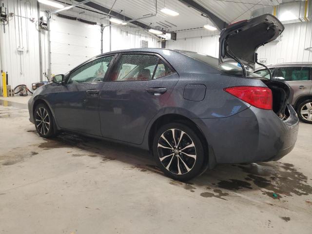 2T1BURHE1JC050477 - 2018 TOYOTA COROLLA L GRAY photo 2