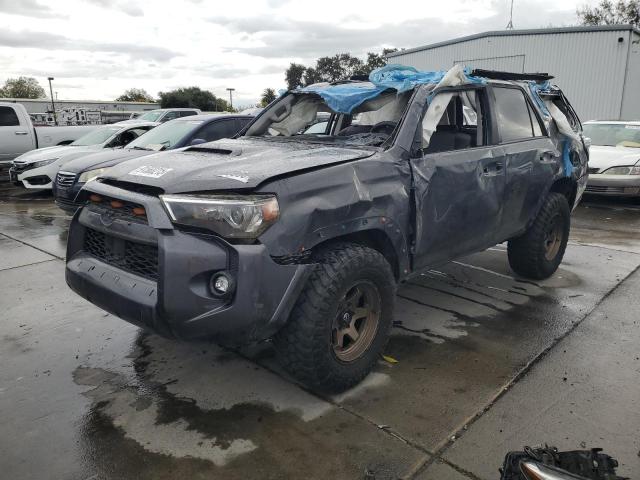 2020 TOYOTA 4RUNNER SR5, 