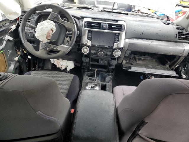 JTEZU5JR3L5216904 - 2020 TOYOTA 4RUNNER SR5 灰色 照片 8