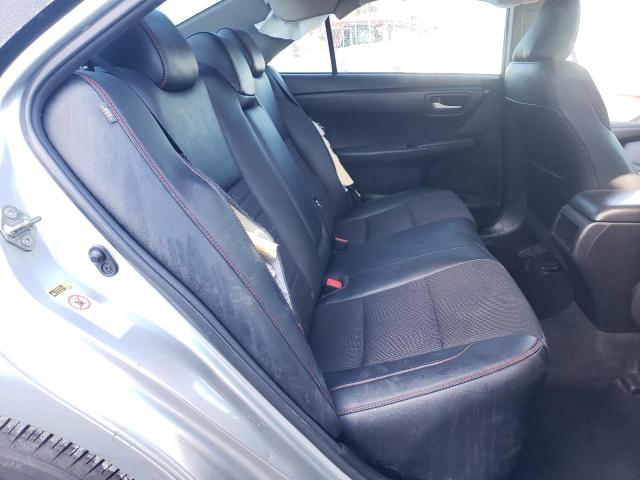 4T1BF1FK2HU794537 - 2017 TOYOTA CAMRY LE SILVER photo 10