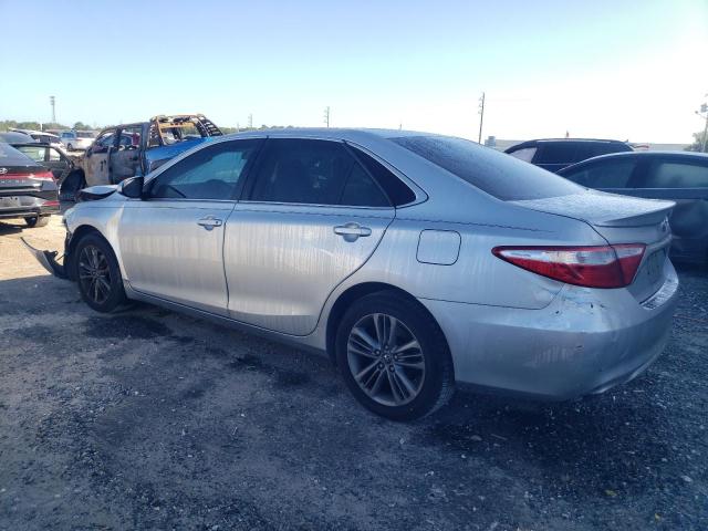 4T1BF1FK2HU794537 - 2017 TOYOTA CAMRY LE SILVER photo 2