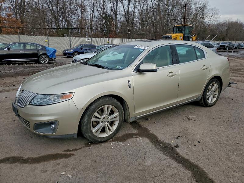 2010 LINCOLN MKS, 