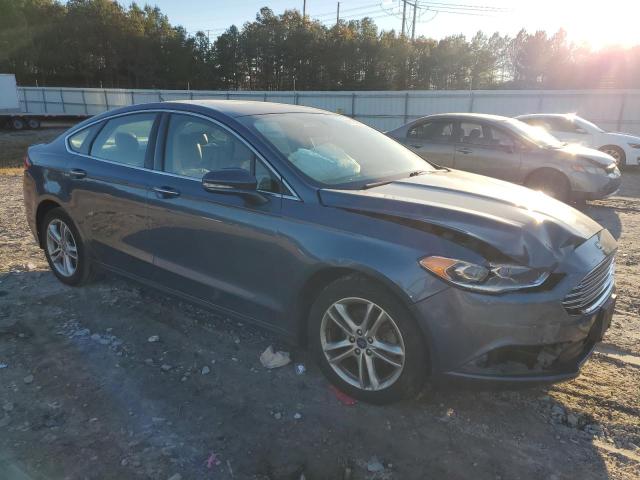 3FA6P0HD7JR272520 - 2018 FORD FUSION SE BLUE photo 4