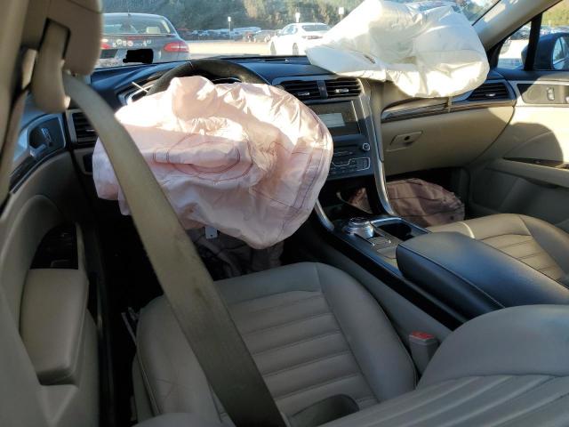 3FA6P0HD7JR272520 - 2018 FORD FUSION SE BLUE photo 8