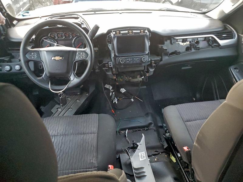 1GNSKDEC3JR219472 - 2018 CHEVROLET TAHOE POLICE SILVER photo 8