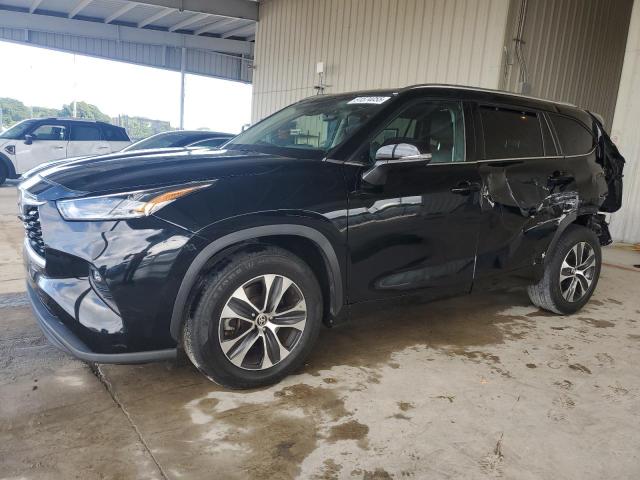 2021 TOYOTA HIGHLANDER XLE, 
