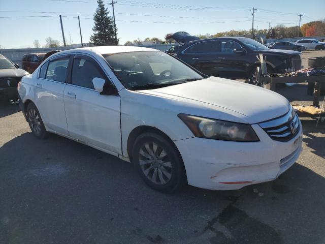 1HGCP2F44CA020900 - 2012 HONDA ACCORD LXP WHITE photo 4