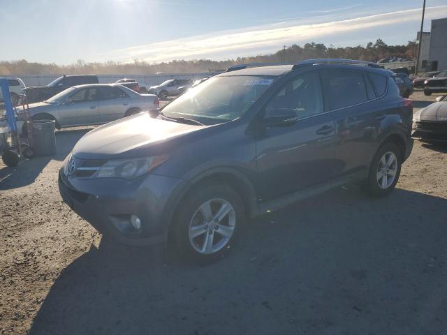 2013 TOYOTA RAV4 XLE, 