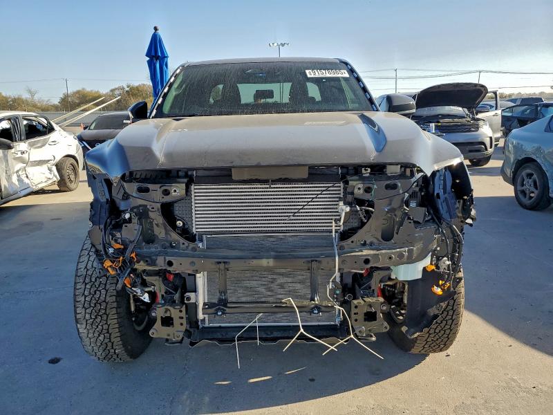 3TMLB5JN5SM153374 - 2025 TOYOTA TACOMA DOUBLE CAB 灰色 照片 5